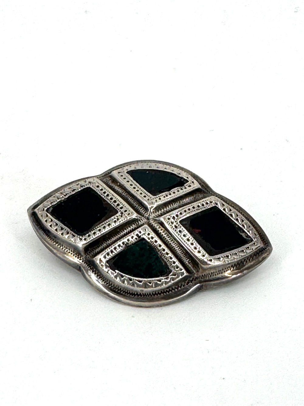 Antique Victorian Scottish Sterling Silver Agate & Black Onyx Brooch Pin C-Clasp